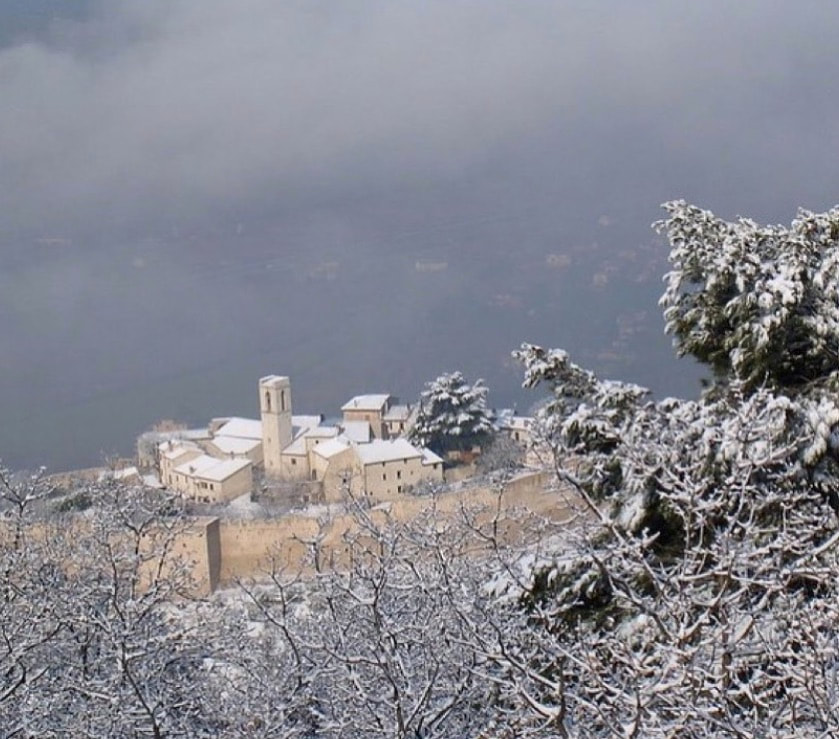 A photograph from Italy in winter by Gary Jo Gardenhire.